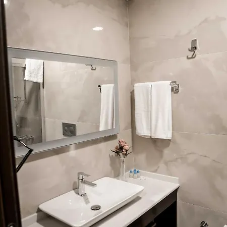 Dimen Hotel
